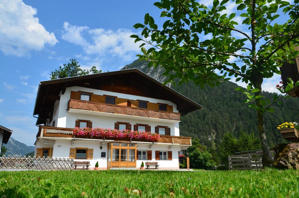 Haus Bergesblick Apartment Leutasch Exterior foto