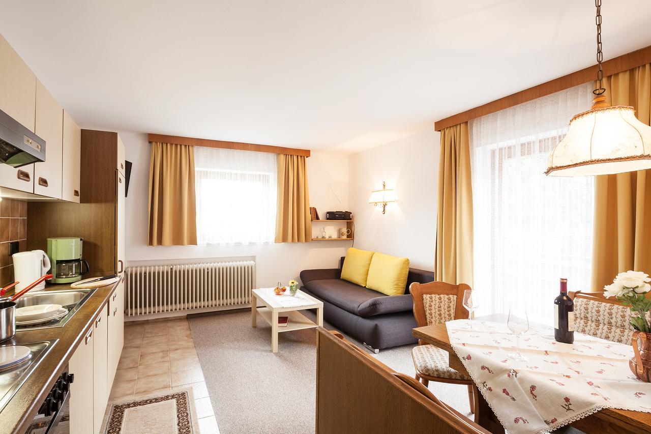 Haus Bergesblick Apartment Leutasch Exterior foto